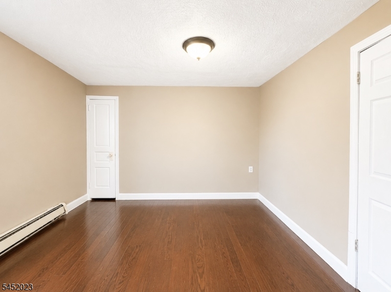 31 White St Property Photo 5