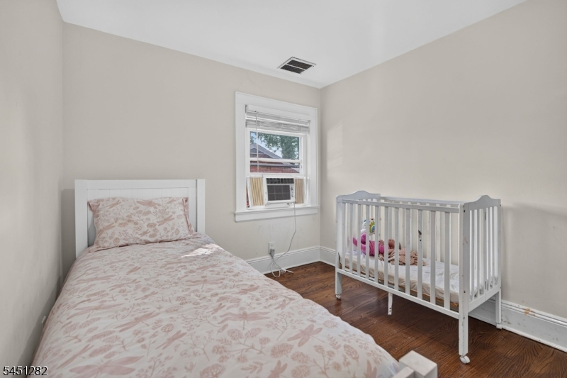 112 Rosewood Ter Property Photo 24