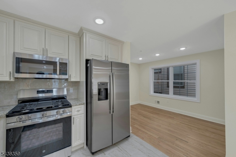 58 Vermont Ave Property Photo 5