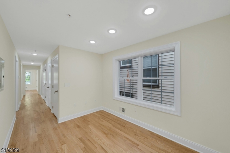 58 Vermont Ave Property Photo 6