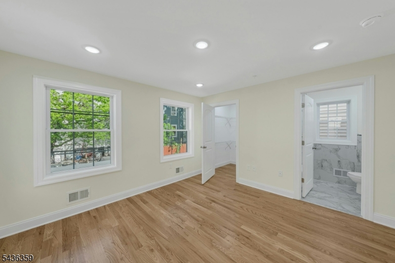 58 Vermont Ave Property Photo 12