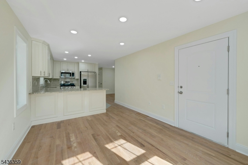 58 Vermont Ave Property Photo 14