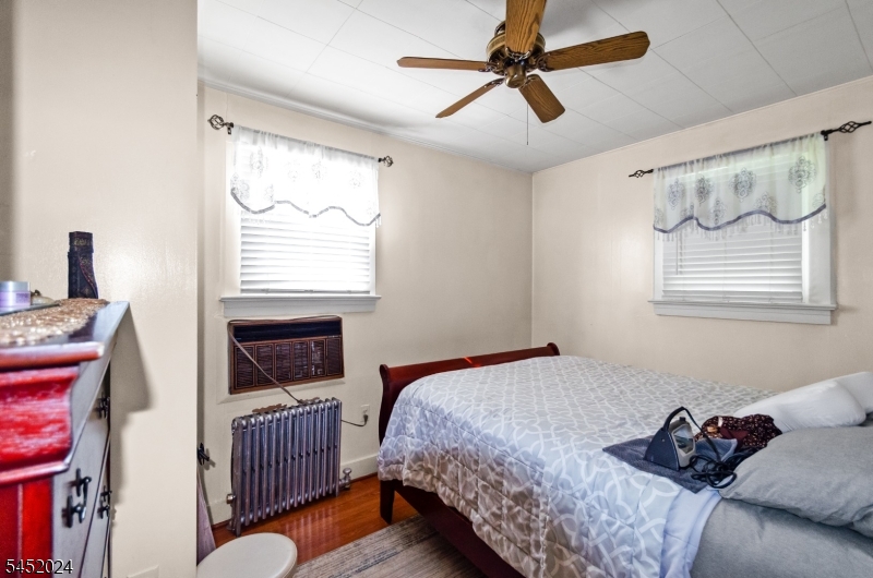 48 Cedarhurst Ave Property Photo 10