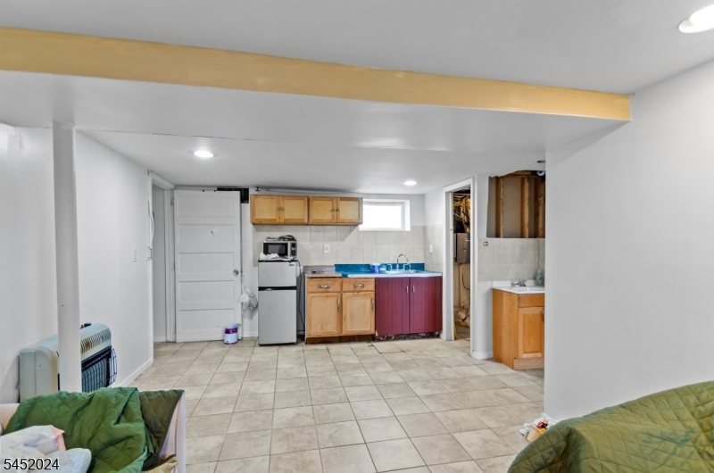 48 Cedarhurst Ave Property Photo 19