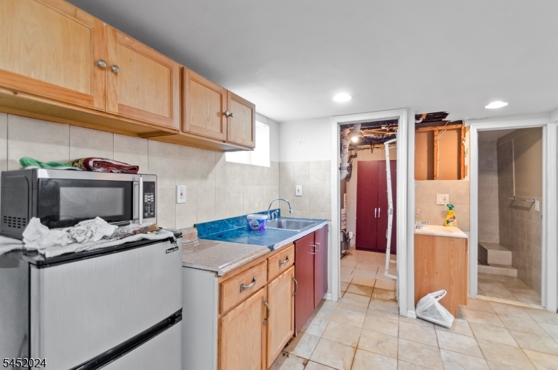 48 Cedarhurst Ave Property Photo 23