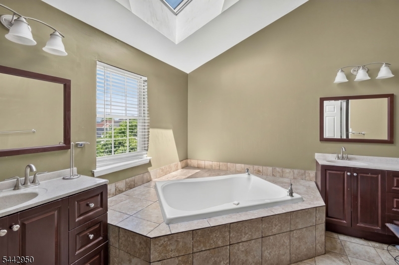 1110 Monroe Drive Property Photo 25
