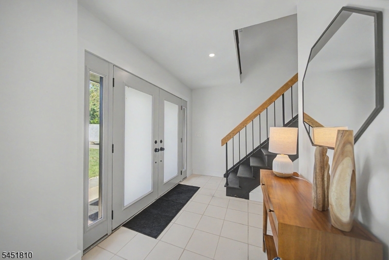 5 Three Rivers Drive Property Photo 5