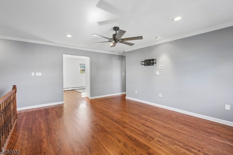 39 Manchester Ct Property Photo 5