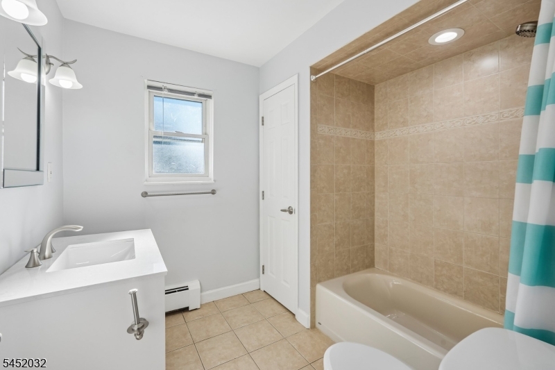 39 Manchester Ct Property Photo 22