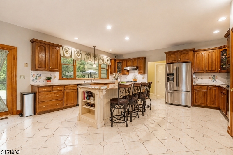 40 Newland Ct Property Photo 10