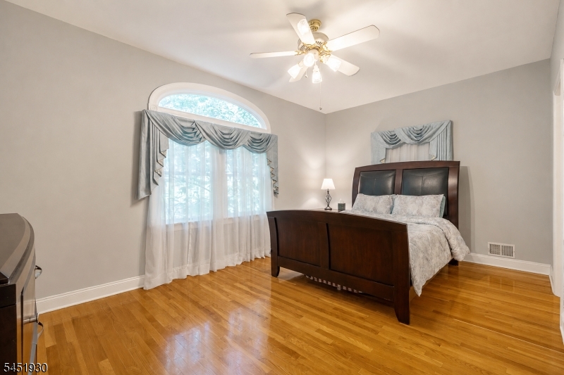 40 Newland Ct Property Photo 14