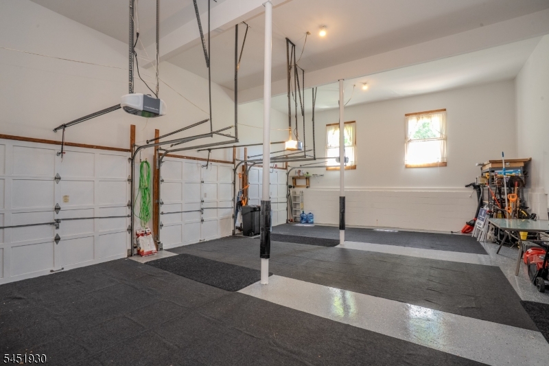 40 Newland Ct Property Photo 31