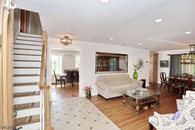61 Intervale Rd Property Photo 3
