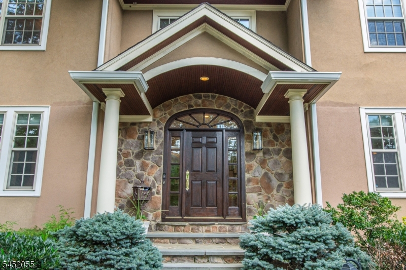11 N Pocono Rd Property Photo 4