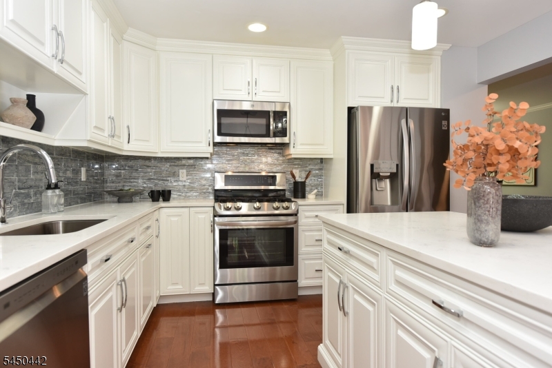 89 Fisher Rd Property Photo 12