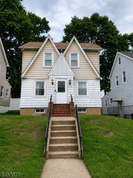 239 8Th Ave 1 Property Photo 1