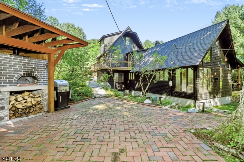 475 West Brook Property Photo 40