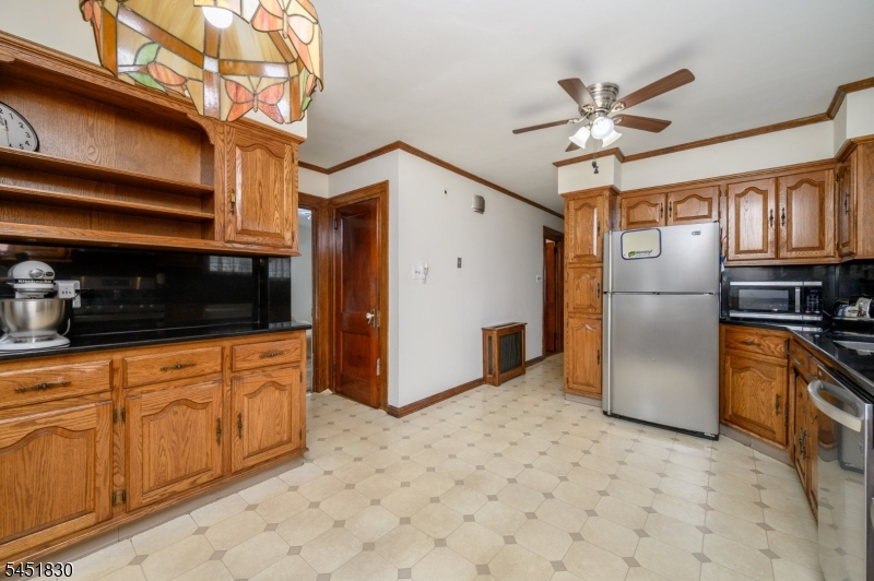 938 Ray Ave Property Photo 17