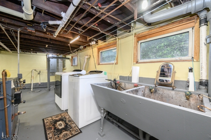 938 Ray Ave Property Photo 31