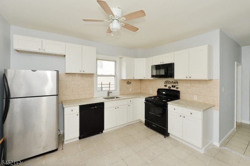 45 Hedden Ter Property Photo 4