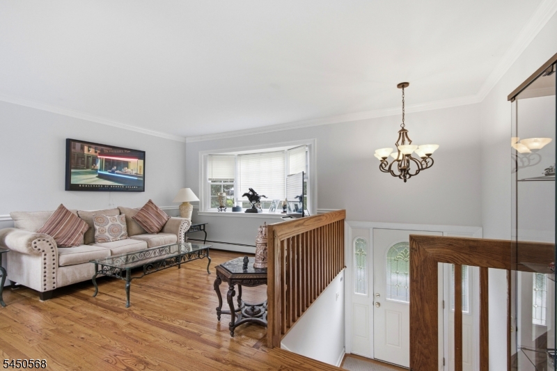 97 Shore Rd Property Photo 6