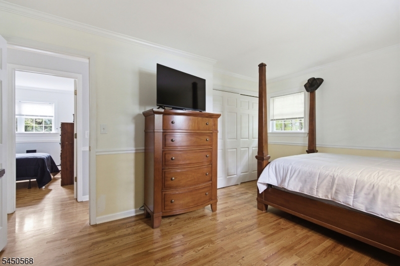 97 Shore Rd Property Photo 16