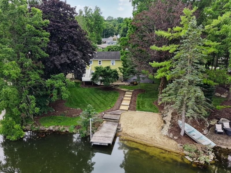 97 Shore Rd Property Photo 34