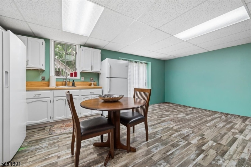 19 Mohawk Ave Property Photo 35