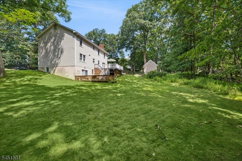 19 Mohawk Ave Property Photo 41