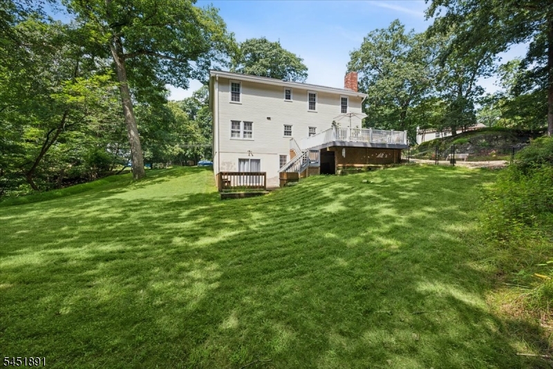 19 Mohawk Ave Property Photo 42