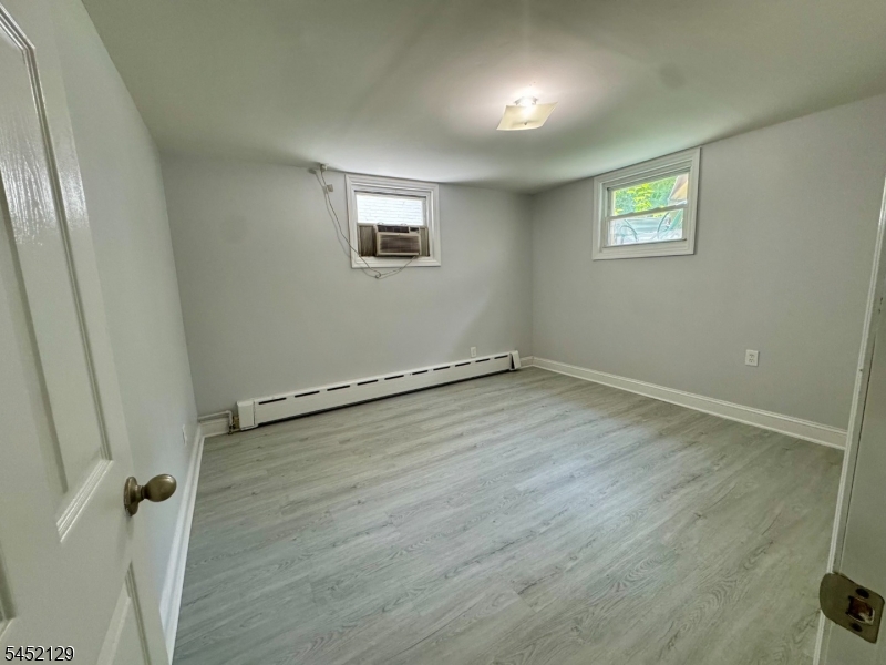687 Midland Ave 1 Property Photo 8