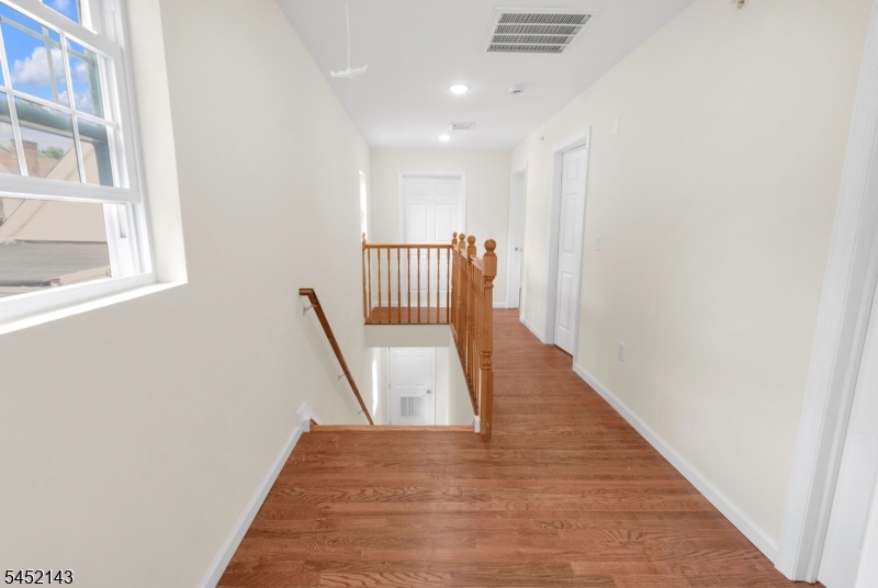 1142 Clinton Ave Property Photo 11