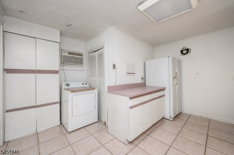 34 Hunterdon Rd Property Photo 9