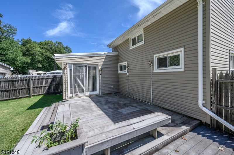 34 Hunterdon Rd Property Photo 25