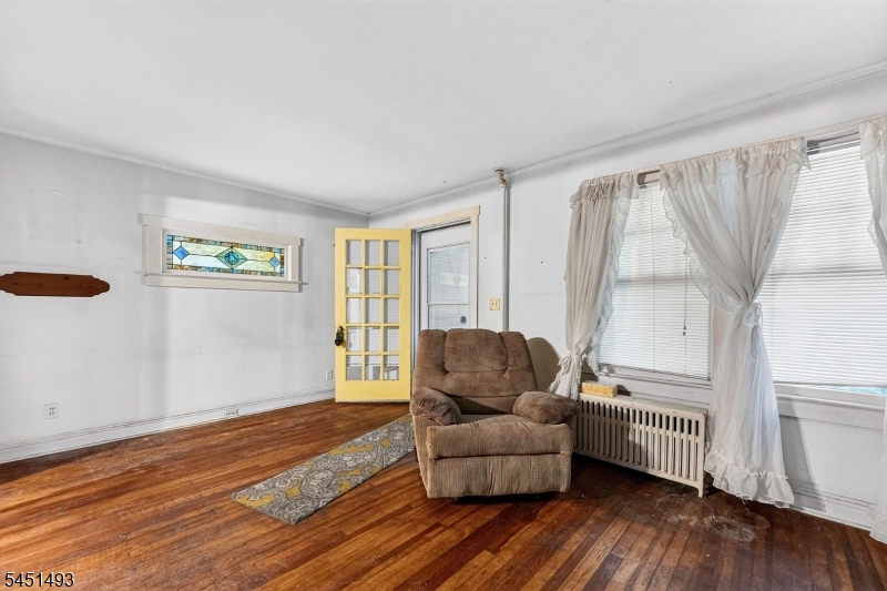 66 Charles St Property Photo 3