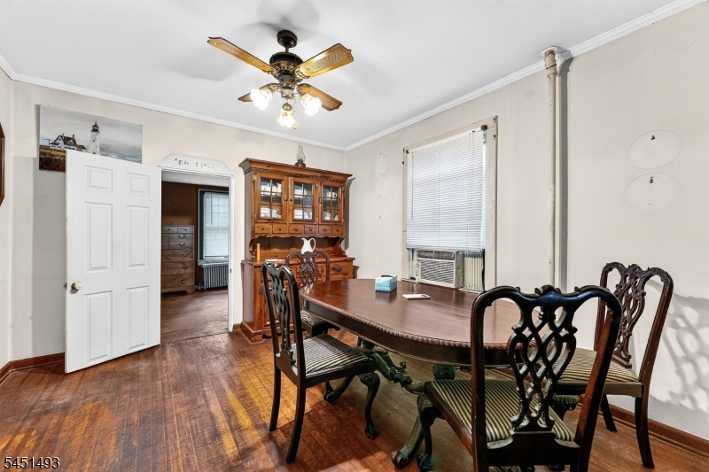 66 Charles St Property Photo 4