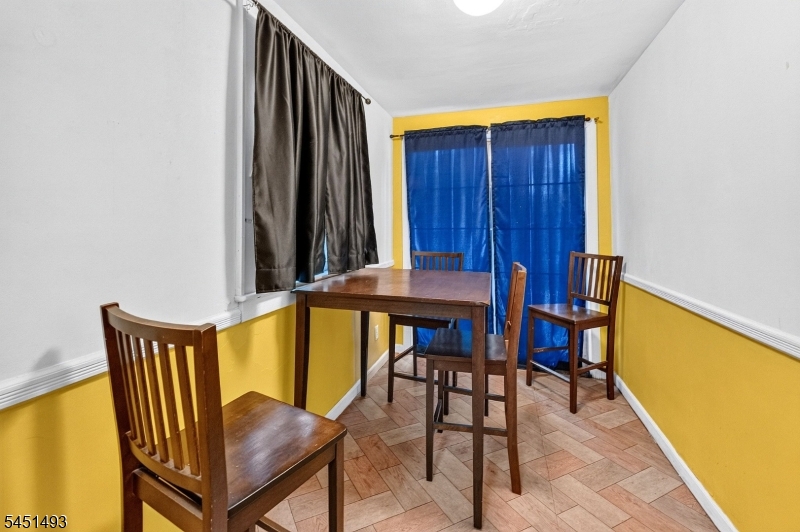 66 Charles St Property Photo 9