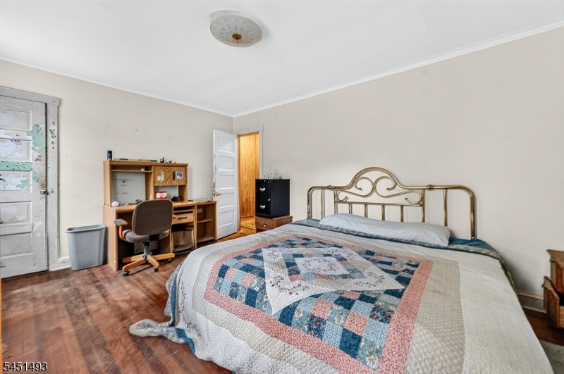 66 Charles St Property Photo 10