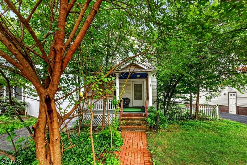 66 Charles St Property Photo 28