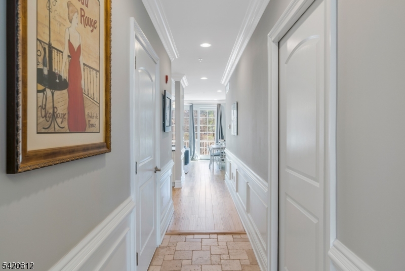 8 Schmidt Cir Property Photo 3
