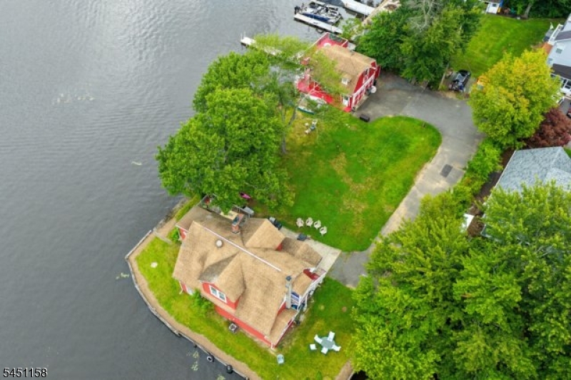 8 Shallow Cove Rd Property Photo 7