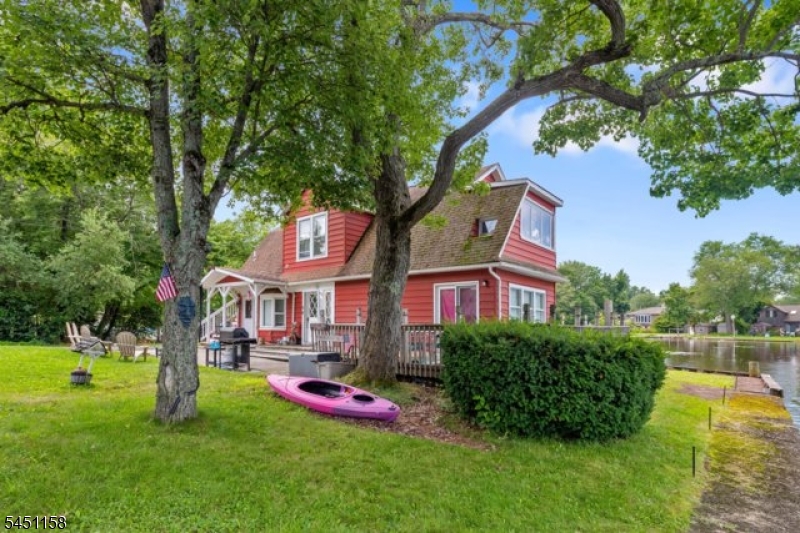 8 Shallow Cove Rd Property Photo 14
