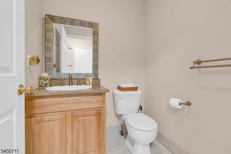 8 Edith Pl Property Photo 16