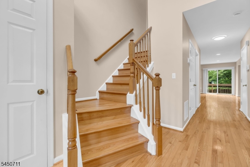 8 Edith Pl Property Photo 18