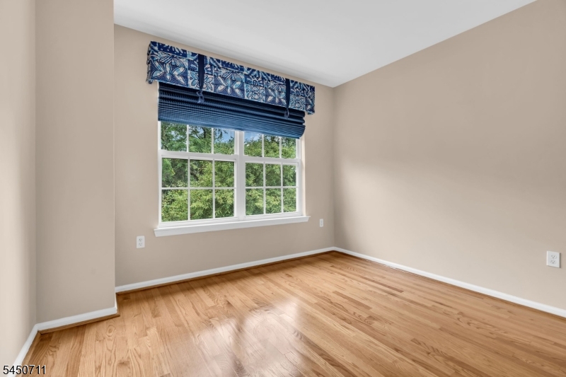 8 Edith Pl Property Photo 30