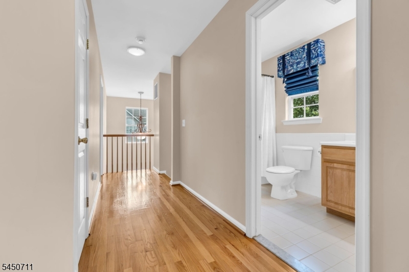 8 Edith Pl Property Photo 33