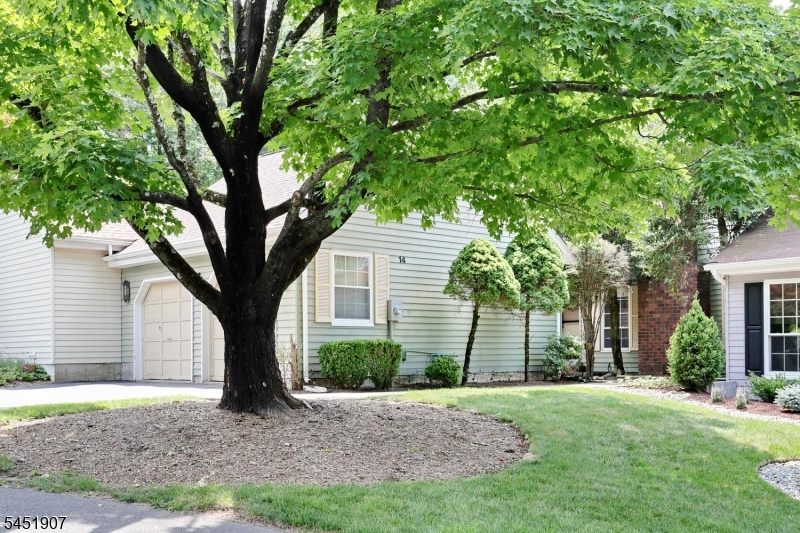 14 Birdseye Cir Property Photo 40