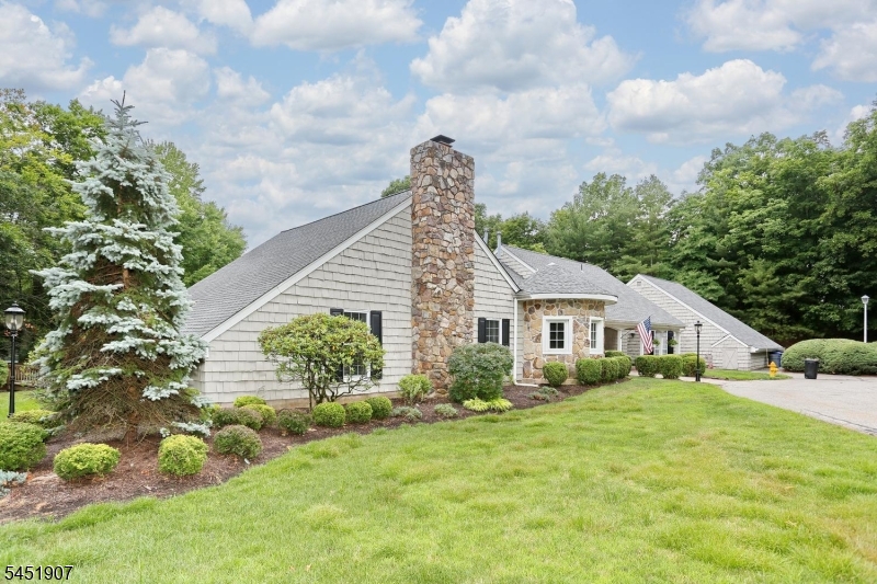 14 Birdseye Cir Property Photo 45