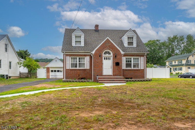 668 Greenbrook Rd Property Photo 1