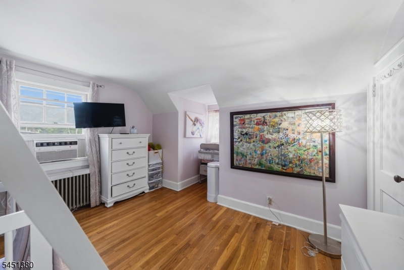 668 Greenbrook Rd Property Photo 14